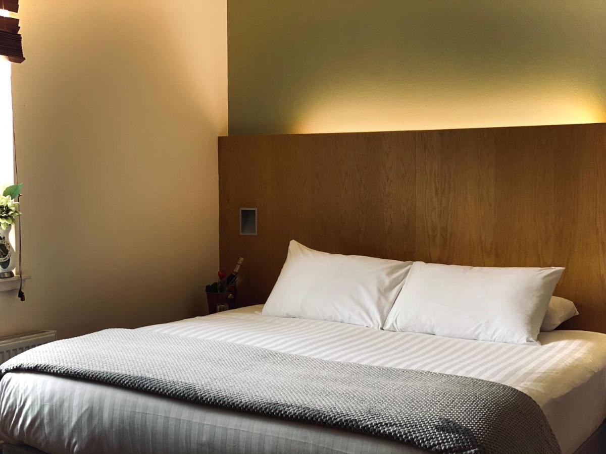 Rooms At 1703 グレンロセス エクステリア 写真